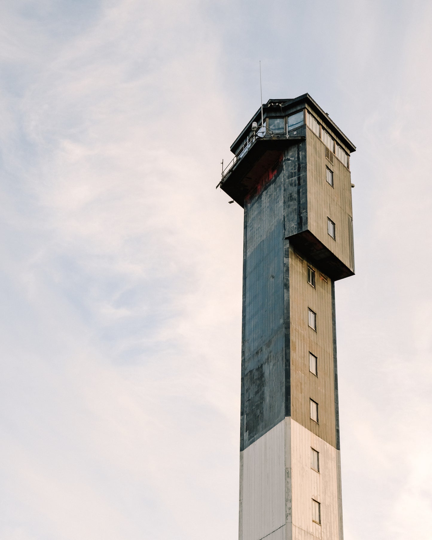 Sullivan’s Island Lighthouse rising against a soft coastal sky in Charleston